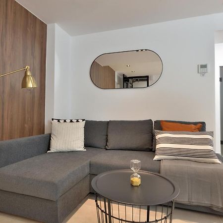 Phaedrus Living City Center Luxury Flat Skoufa Atina Dış mekan fotoğraf