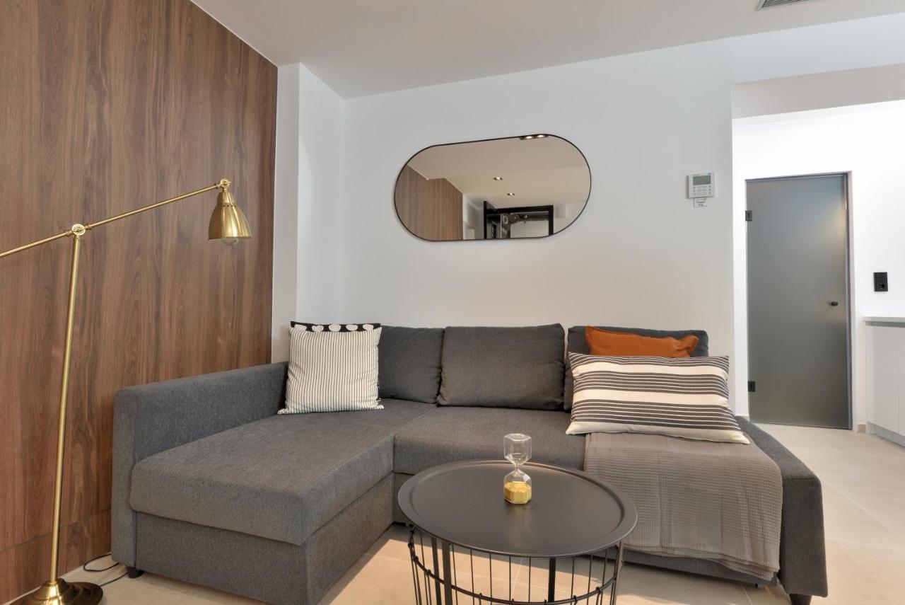Phaedrus Living City Center Luxury Flat Skoufa Atina Dış mekan fotoğraf