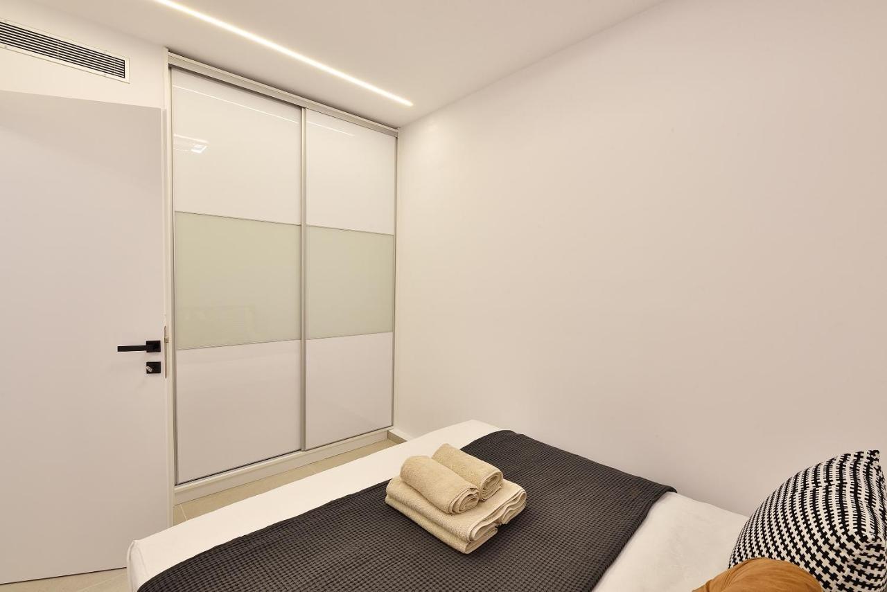 Phaedrus Living City Center Luxury Flat Skoufa Atina Dış mekan fotoğraf