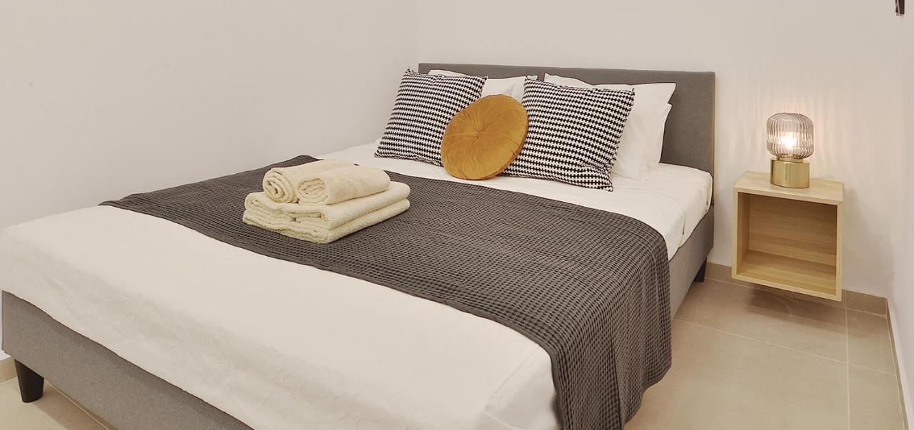 Phaedrus Living City Center Luxury Flat Skoufa Atina Dış mekan fotoğraf
